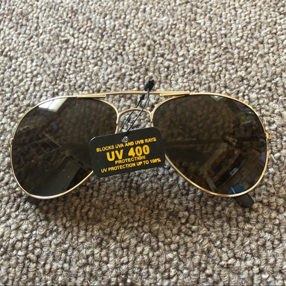 New Gold Rim Black Lens Aviator Sunglasses